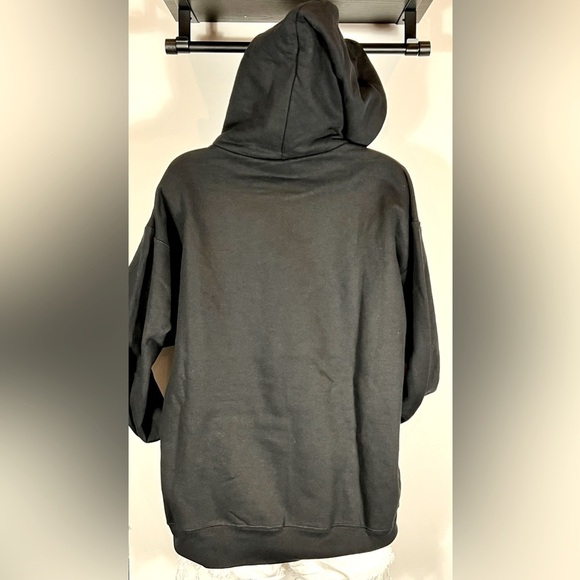Oversized Hoodie w/ Detail - Picture 2 of 3